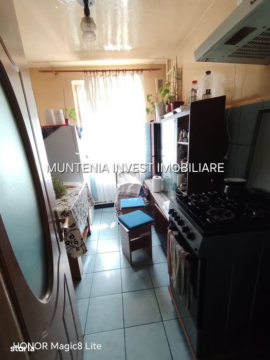 Ap. 2 camere, pretabil spațiu comercial, Bulevardul Frații Golești