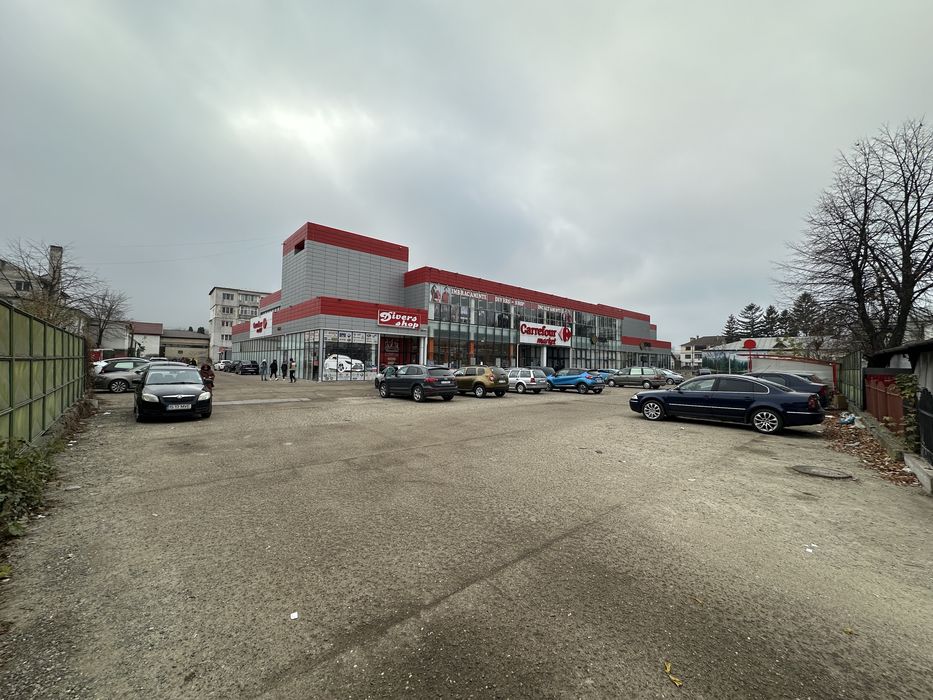 Spațiu Comercial de 430 mp,  in Hârlău județul Iași lângă Carrefour și Sinsay