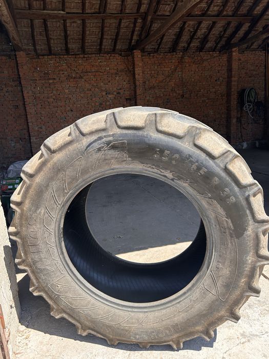 Гуми за трактор.