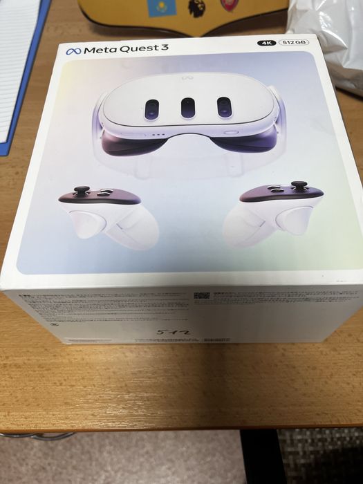 Продам шлем VR Oculus Quest 3