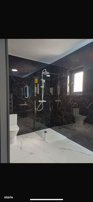 Vila cu 4 camere, Navodari