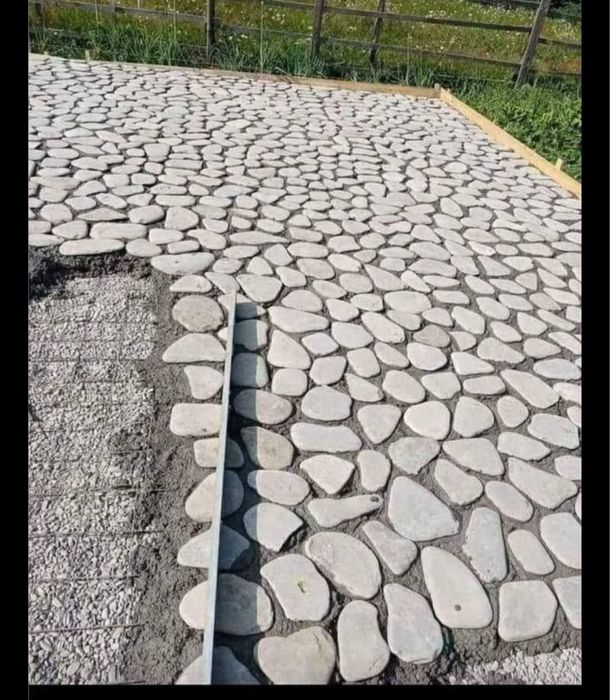 Pavaj piatra naturala montaj profesional