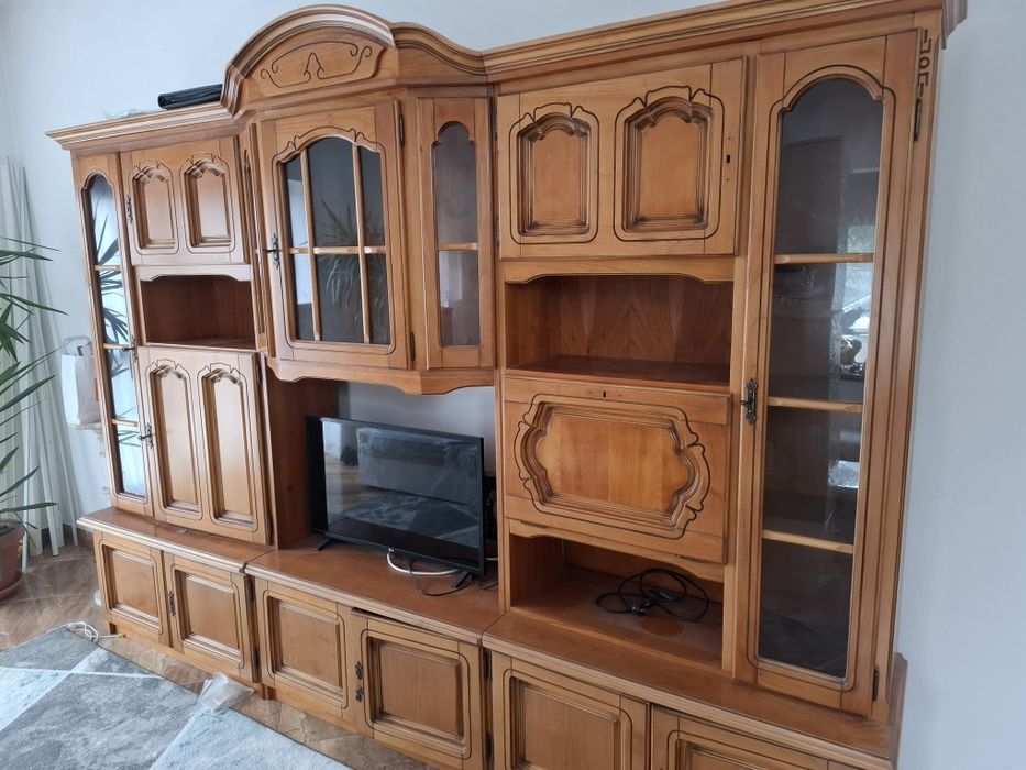 Vând sufragerie din cireș lemn masiv