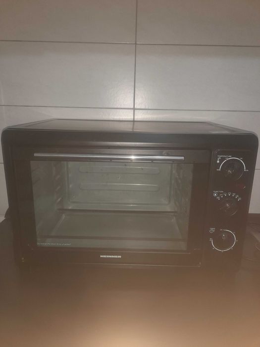 Cuptor electric Heinner