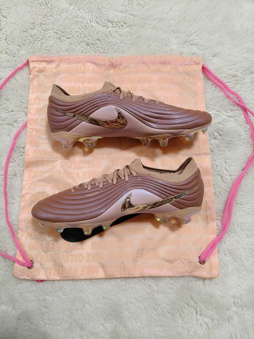 Ghete Fotbal Nike Tiempo Maestro Elite FG