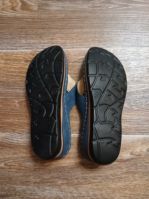 Продаю разную обувь