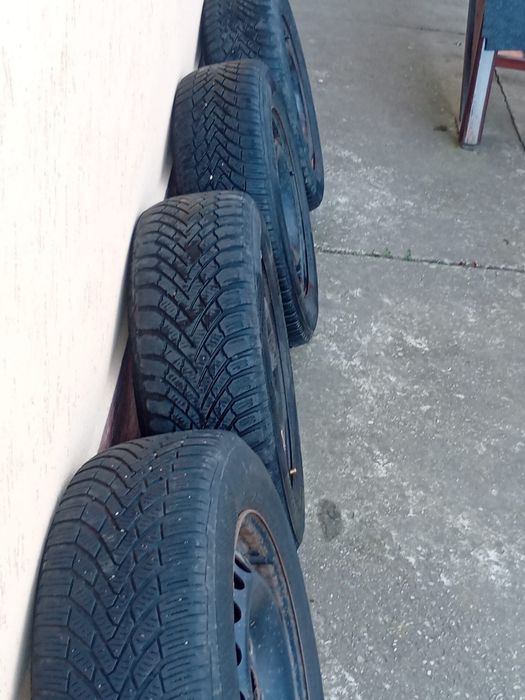 Jante de oțel cu anvelope de iarna Continental pentru grupul WAG