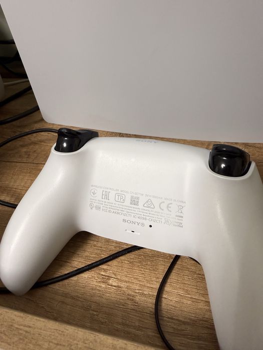 Playstation 5 disc version + Injustice 2 и Assassin's creed Shadows Special edition