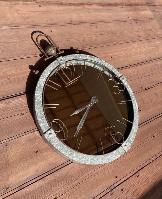 Большие винтажные часы