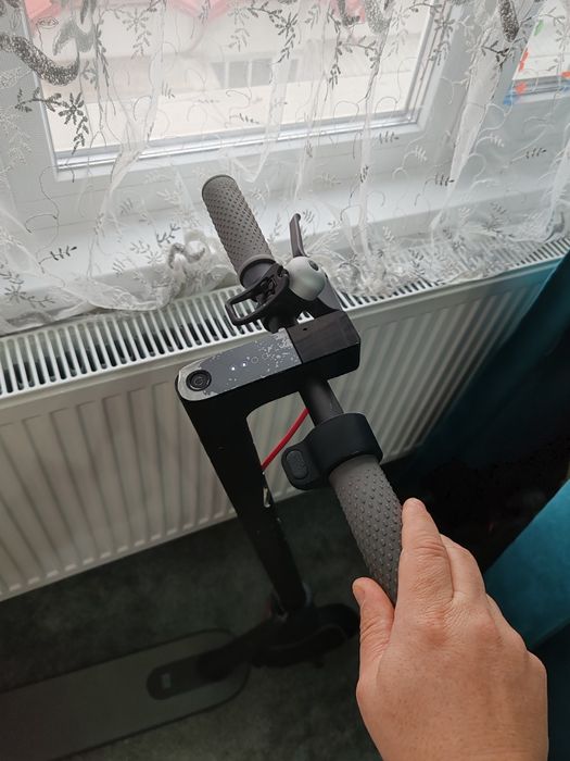 Trotineta electrica Xiaomi MI 365