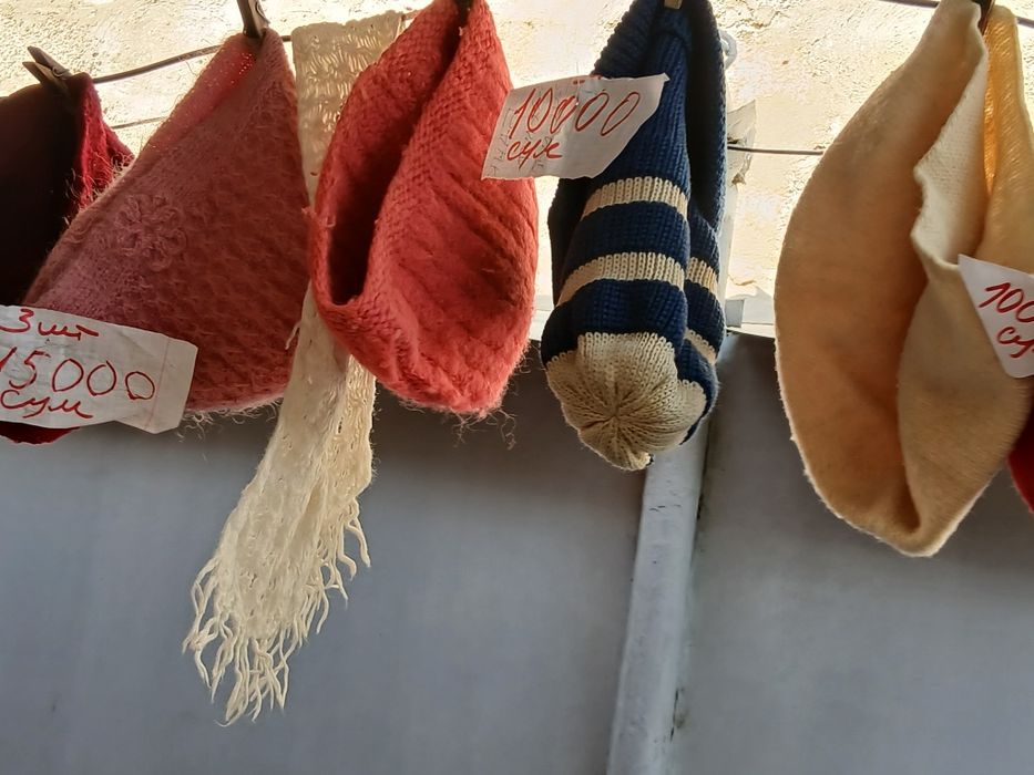 Шапки  зимние , для женщин , и мужчин.