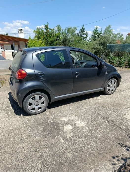Toyota AYGO 1.2 бензин 2006г