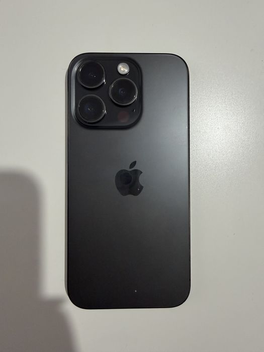 Iphone 15 Pro, 256GB, E-sim