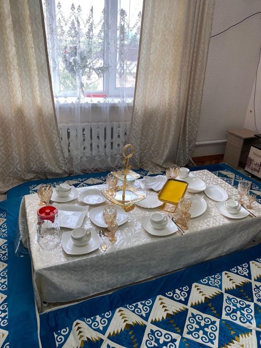 Столы со стульями