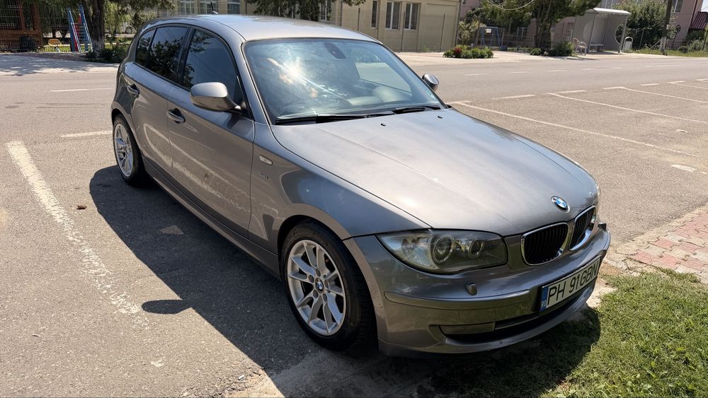Bmw Seria 1 E87, 2011