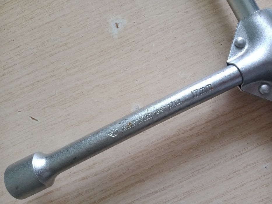 Продам болонник 10000 тг