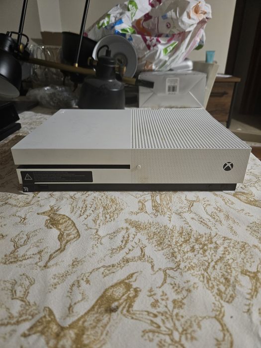Xbox One S 512gb