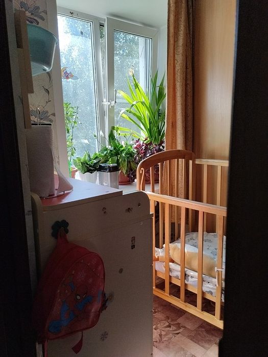 Продам детскую кроватку
