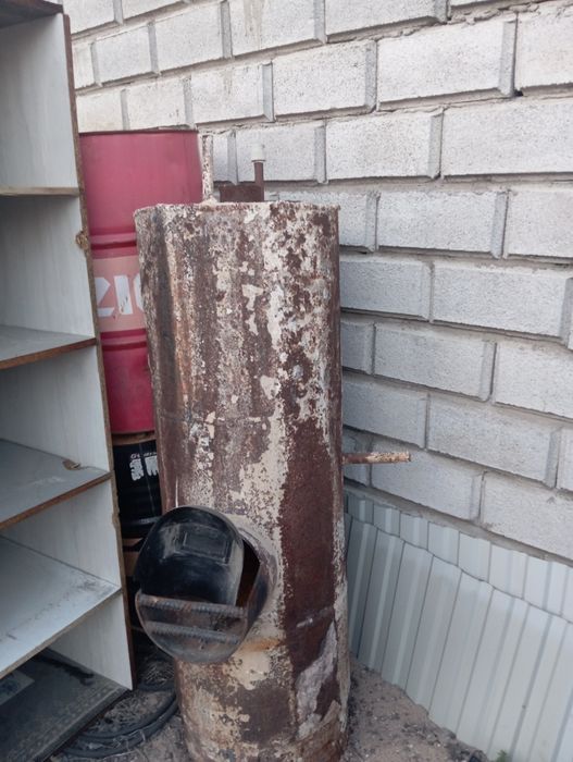 Продам стойки и забор готовый