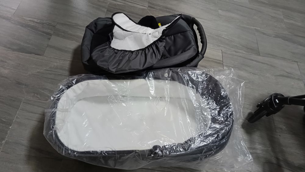 Cărucior Kraustman pentru copii