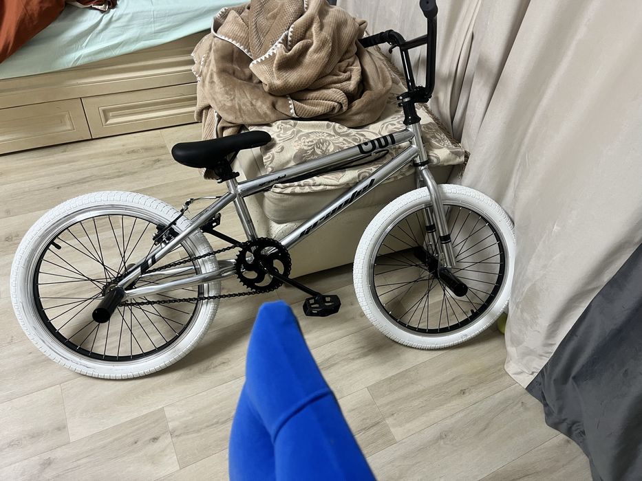 Продаю Bmx в хорошем состоянии.