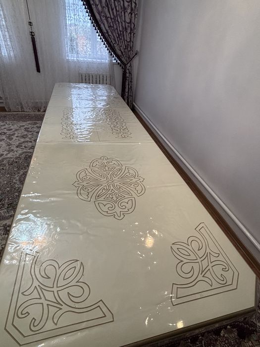 Стол сатылады!!!