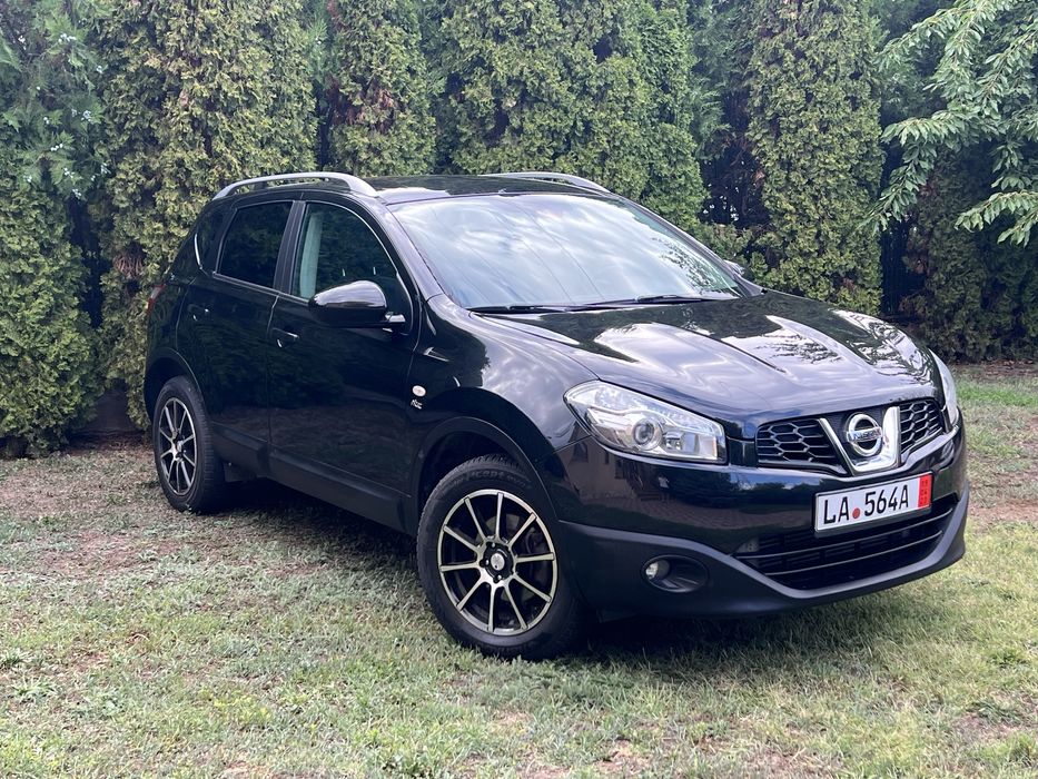 Nissan Qashqai Tekna // Panoramic //4x4