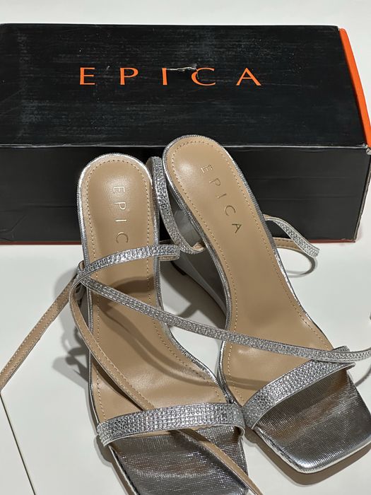 Sandale Epica noi, marime 39, nepurtate, in cutie originala