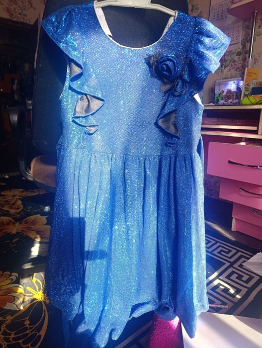 Продам шикарные платья для ваших девочек принцесс