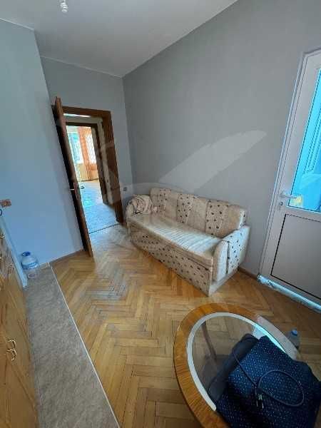 Продава се Тристаен апартамент в Кричим - 89 кв.м за 787 €/кв.м - Снимка #2