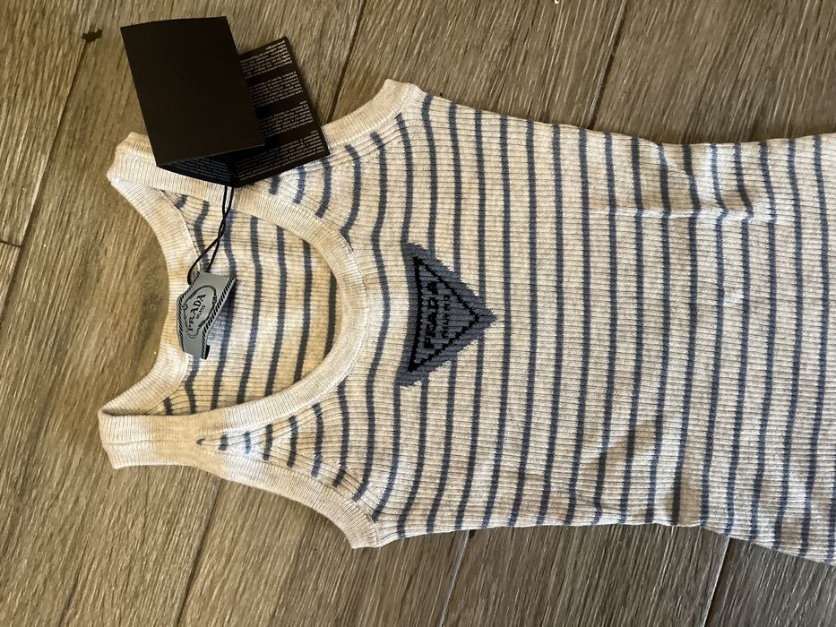 Рокля и сет от чашинно плетиво