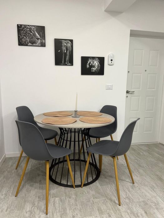 De inchiriat! Garsoniera-apartament cu o camera!
