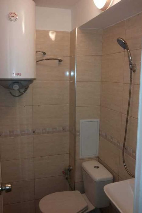 Дава се под наем Едностаен апартамент в Пловдив, Тракия - 45 кв.м за 153 € - Снимка #1