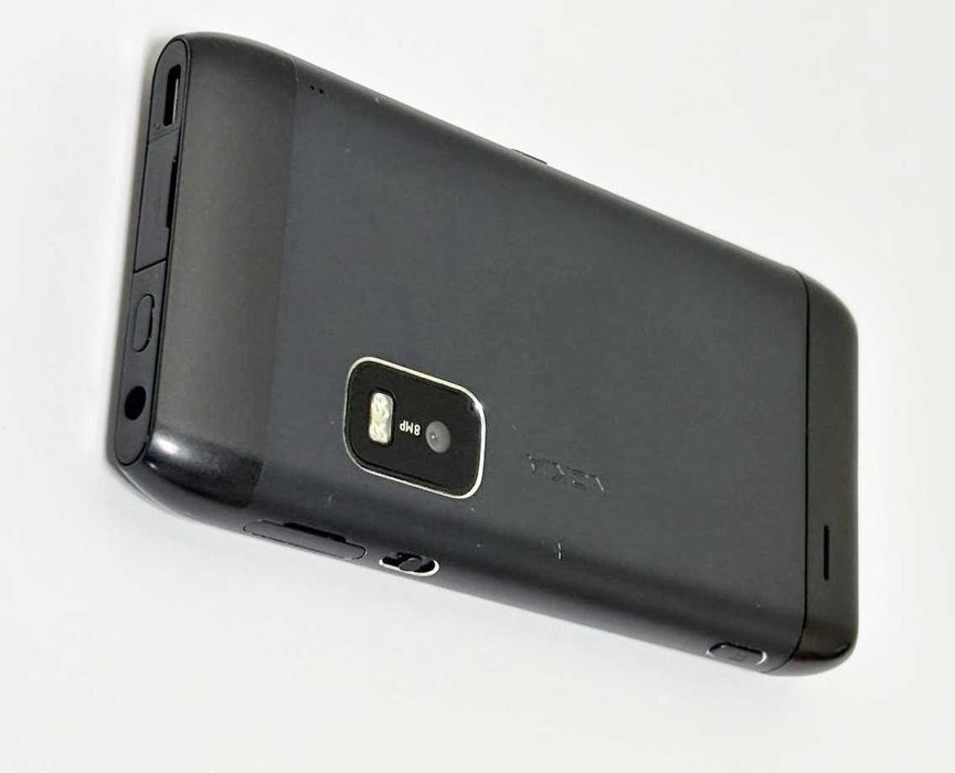 Nokia E7 Dark/Grey