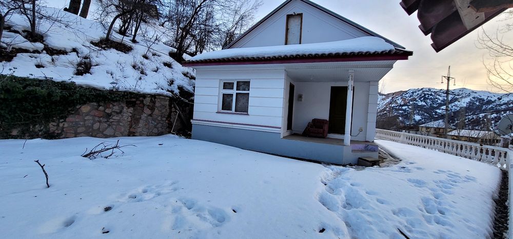 Сдаётся в аренду Дача в Чимгане на долгосрочной основе.