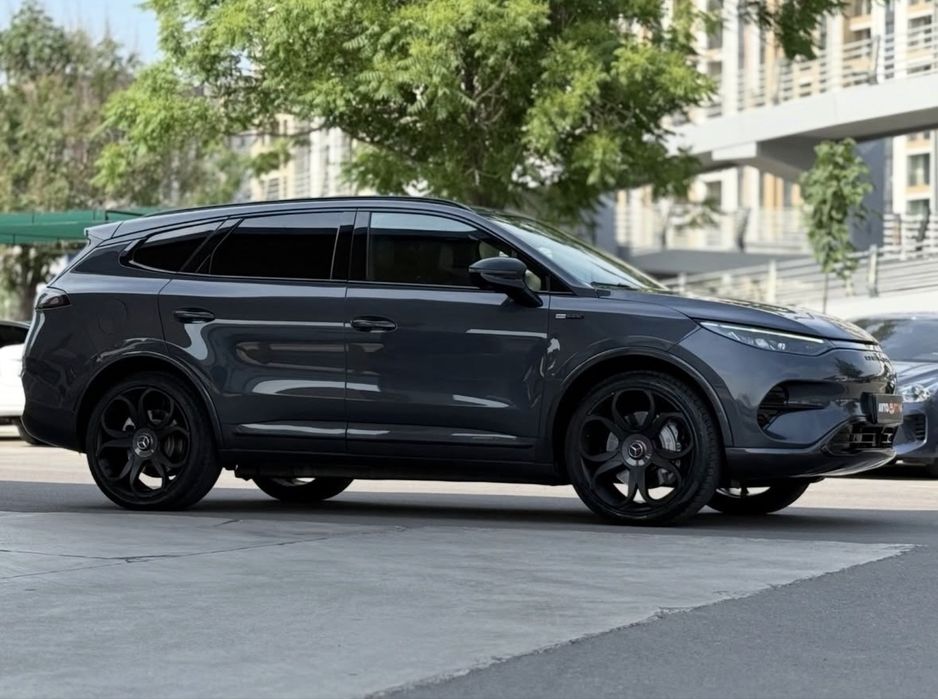 Продается Denza X Mercedes