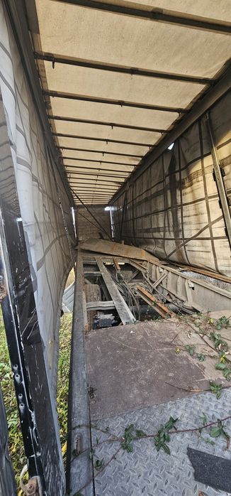 Dezmembrez Semiremorca & jante de aliaj