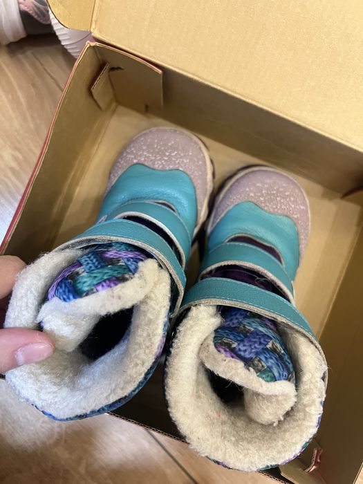 Зимние ботинки бренда Лель