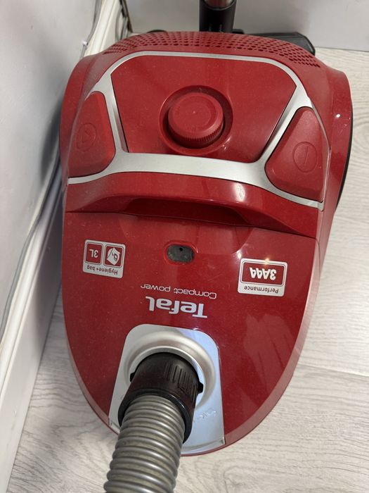 продам пылесос Tefal