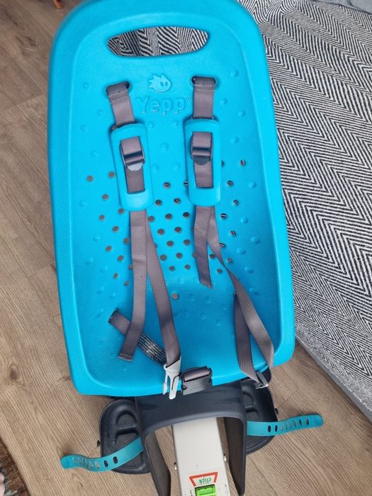 Scaun pentru copii, cu montare pe bicicleta in spate - Thule Yepp Maxi
