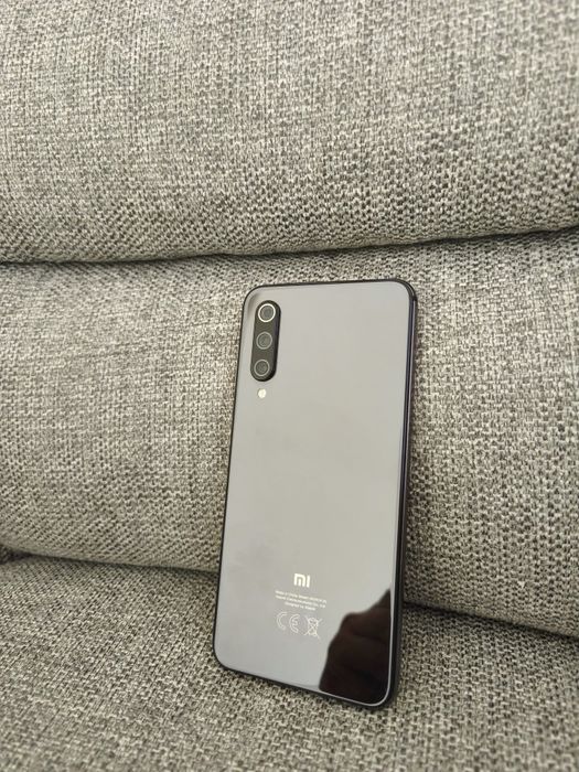 Prodayotsya xiomi 9 se 100$