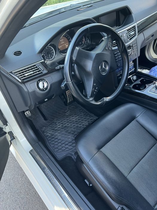 Мерседес 212  Е350  AMG