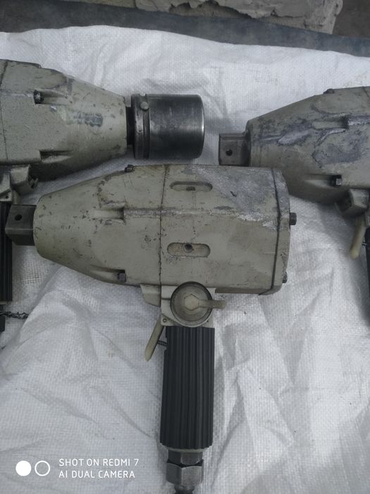 Гайковёрт пневматический