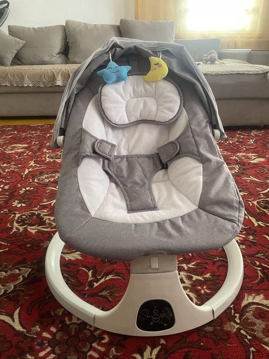 Шезлонг детский новый