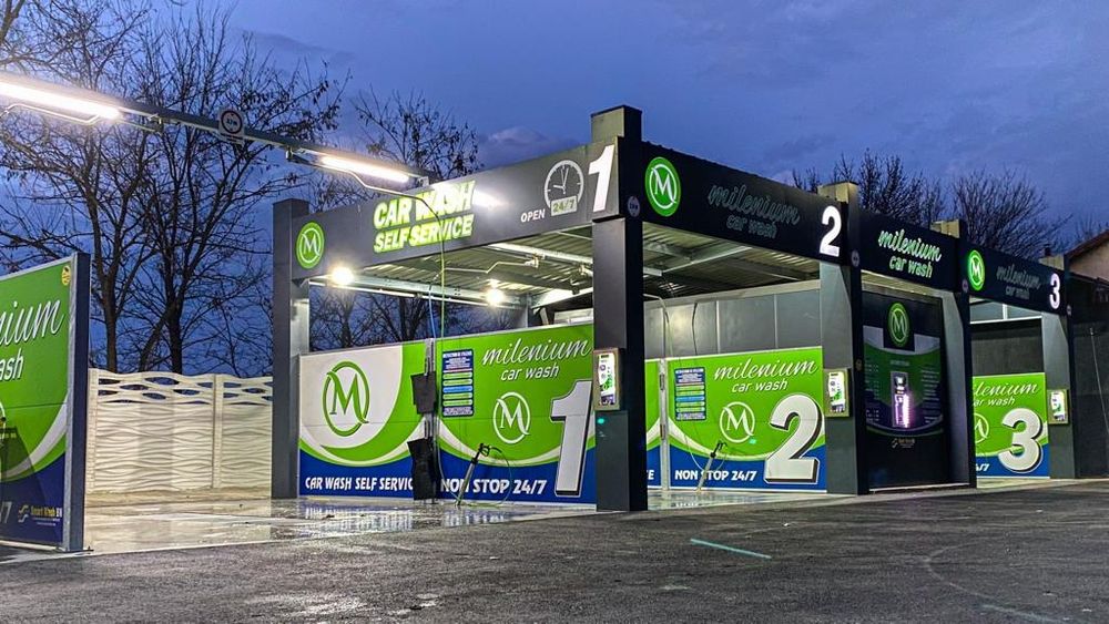 Executam spalatorii auto self