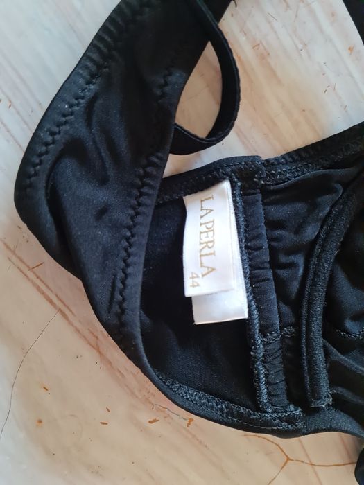 Сутиени CK бански la perla