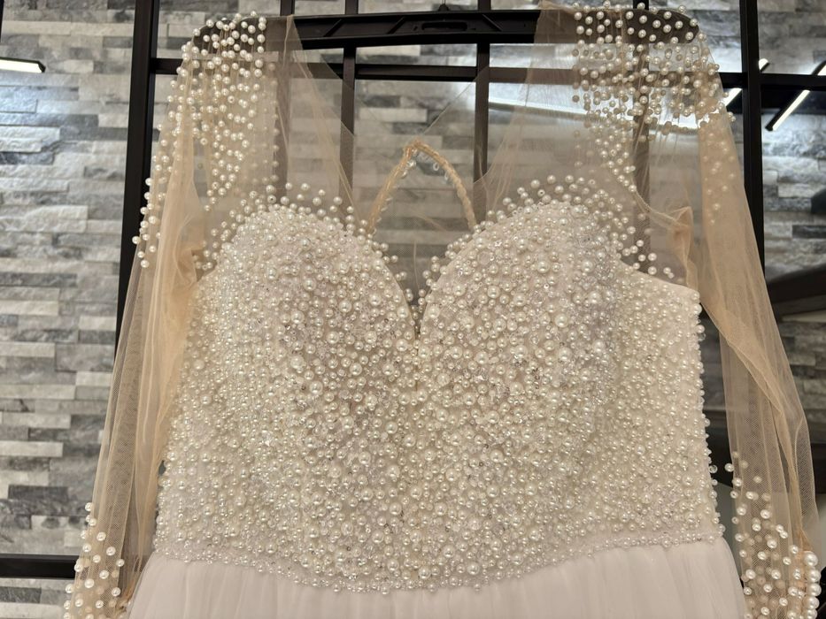 Rochie mireasa superba