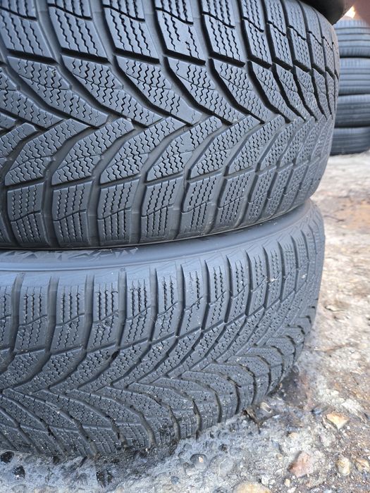 4бр. 235 55 18 Nexen зимни.