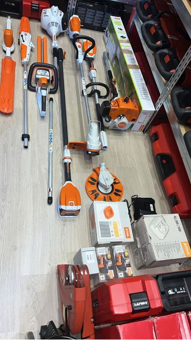 Foarfeca pentru gard viu Stihl HSA 40 cu ac. si inc-Noua