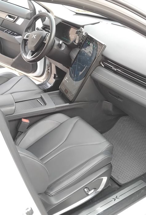 Электромобиль Xpeng G3 460i